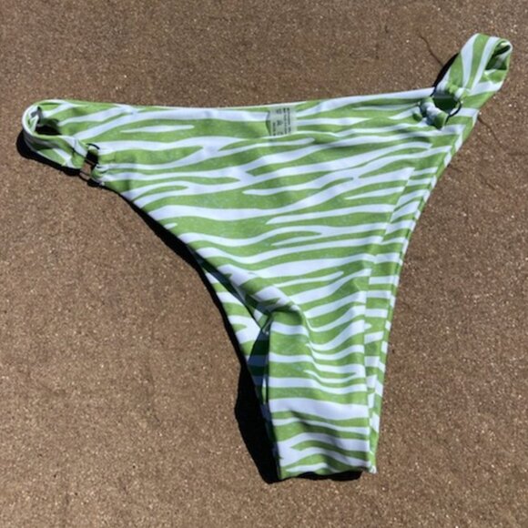 SHEIN TWO PIECE BATHING SUIT - Picture 4 of 4